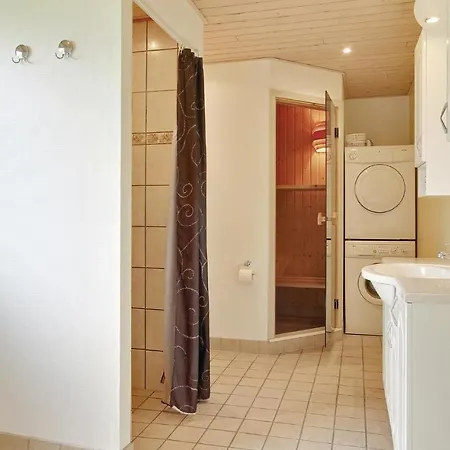 Nyaraló Four-bedroom Holiday In *